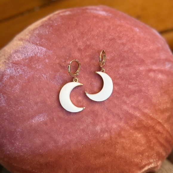 White Crescent Moon Earrings - Picture 2 of 2